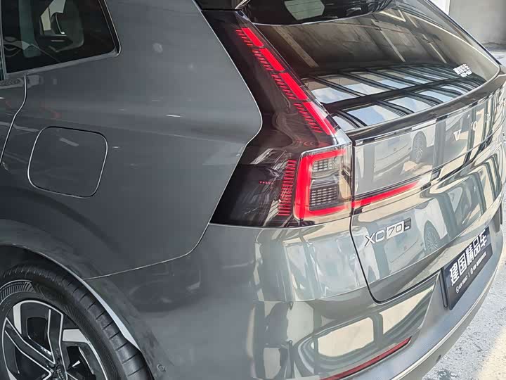 Volvo XC70 Hybrid, 2025 — фото 6 из 9