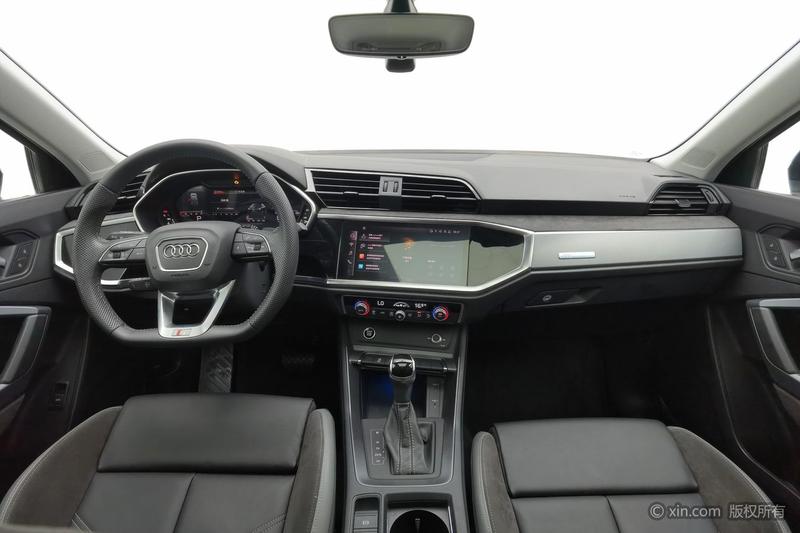 Audi Q3 Sportback, 2022 — фото 8 из 12