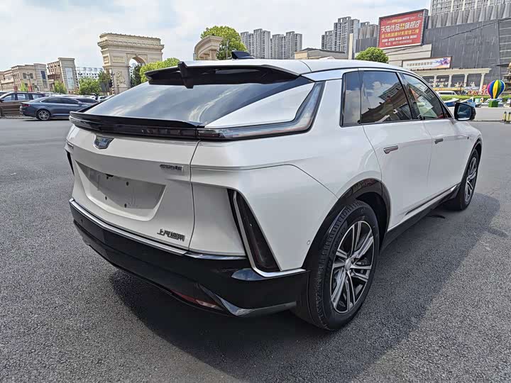 Cadillac Lyriq, 2023 — фото 6 из 9