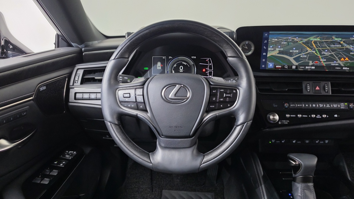 Lexus ES, 2024 — фото 12 из 12