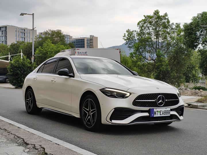Mercedes-Benz C-Class, 2023 — фото 3 из 9