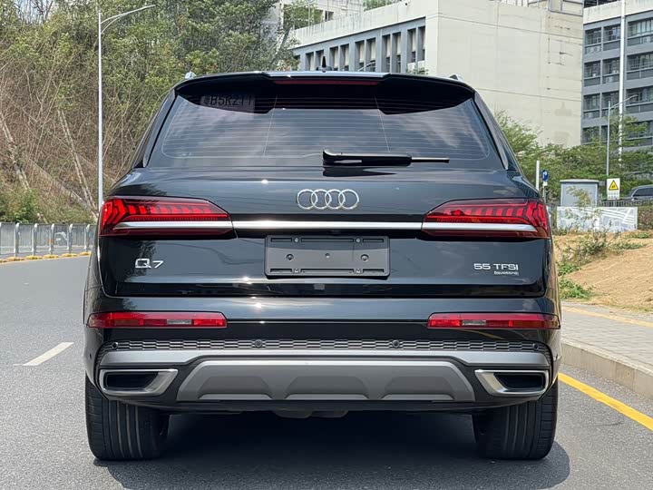 Audi Q7, 2023 — фото 5 из 9