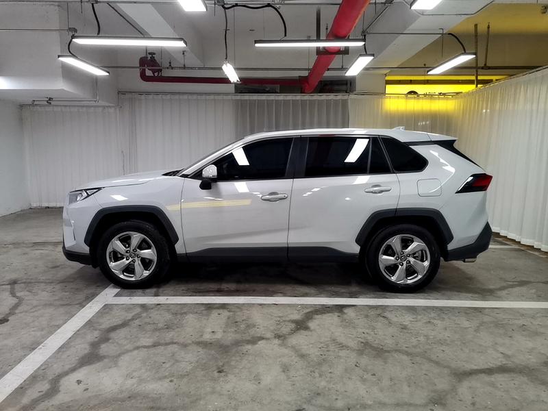 Toyota RAV4, 2022 — фото 4 из 12
