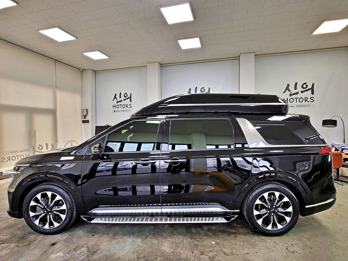 Kia Carnival, 2022 — фото 5 из 12