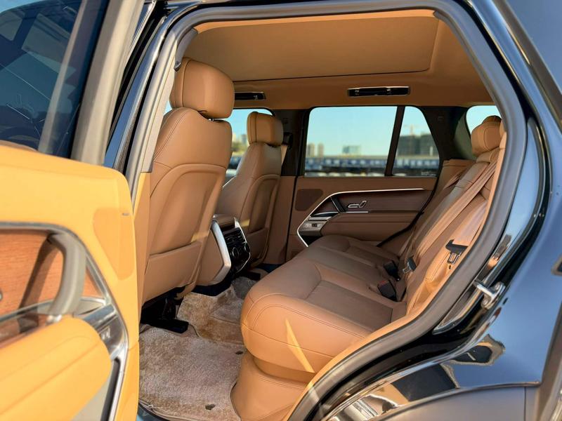 Land Rover Range Rover, 2024 — фото 9 из 10
