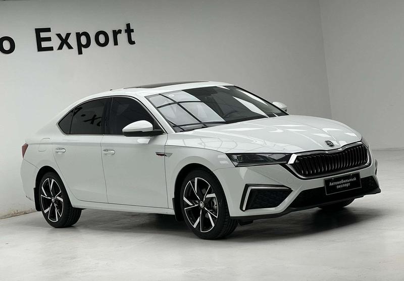 Skoda Octavia Pro, 2023 — фото 3 из 12