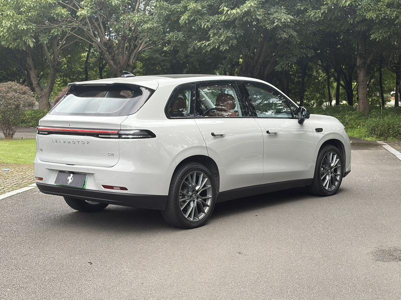 Leapmotor C10, 2025 — фото 7 из 12