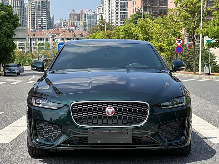 Jaguar XE L, 2023 — фото 2 из 9