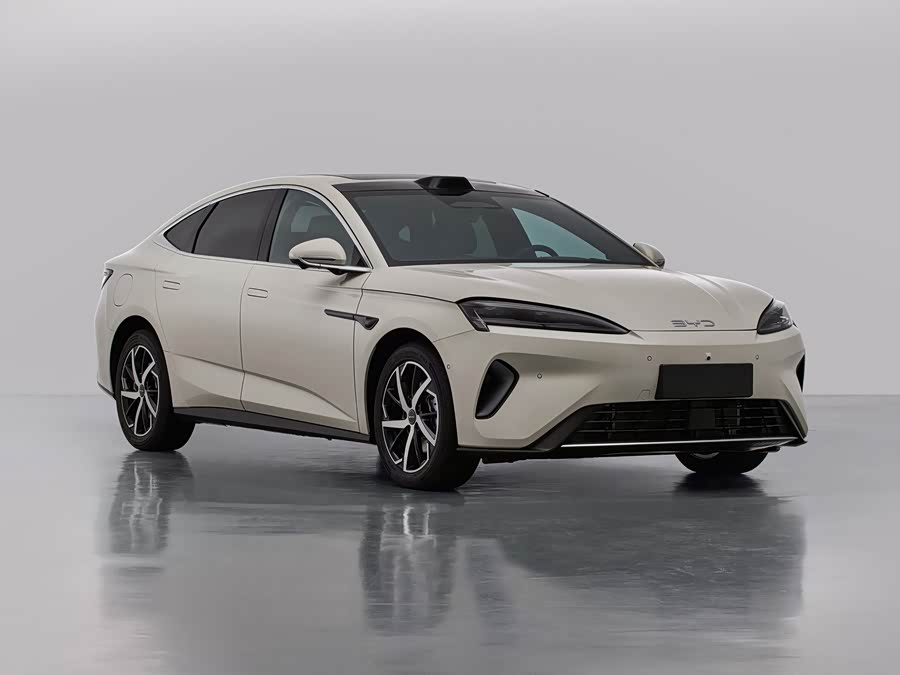 BYD Seal 07 DM-i Hybrid, 2026 — купить в Ульяновске под ключ