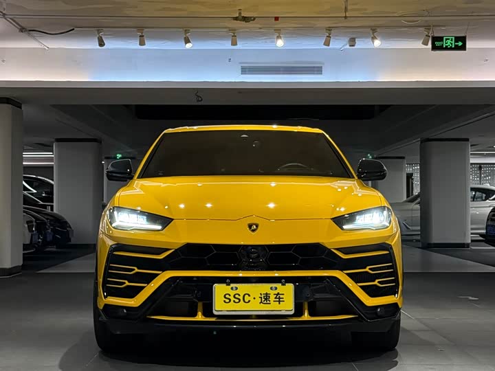 Lamborghini Urus, 2022 — фото 2 из 9