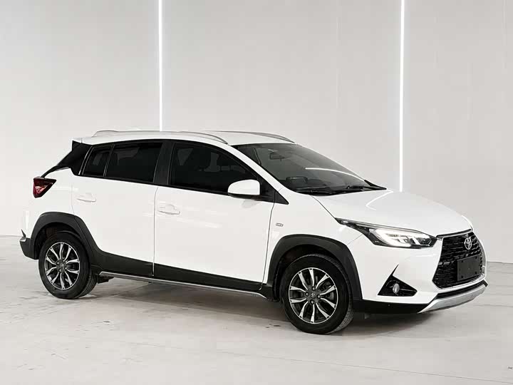 Toyota Yaris L Hatchback, 2022 — фото 7 из 9