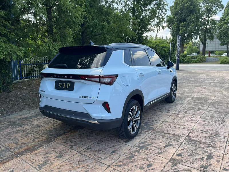 Wuling Asta, 2022 — фото 6 из 10