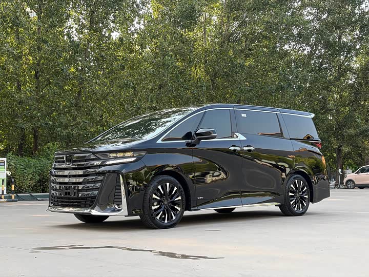 Toyota Vellfire, 2024 — купить в Ульяновске под ключ