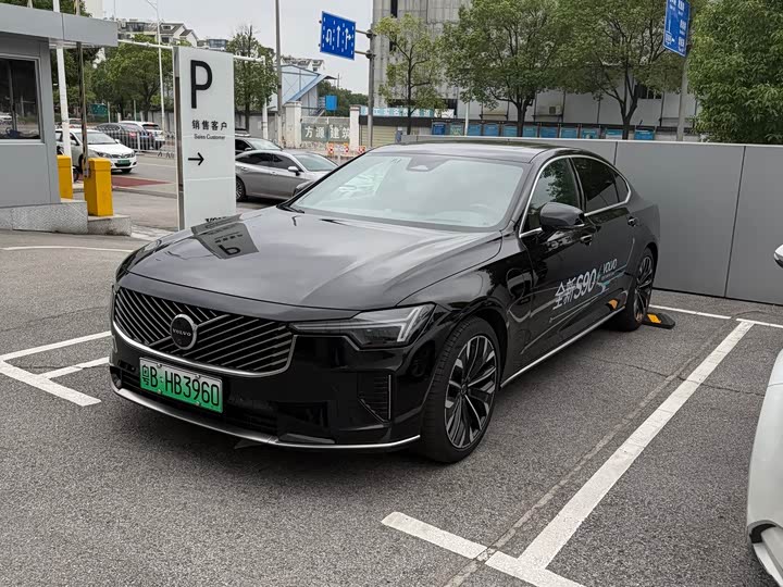 Volvo S90 Hybrid, 2025 — купить в Санкт-Петербурге под ключ