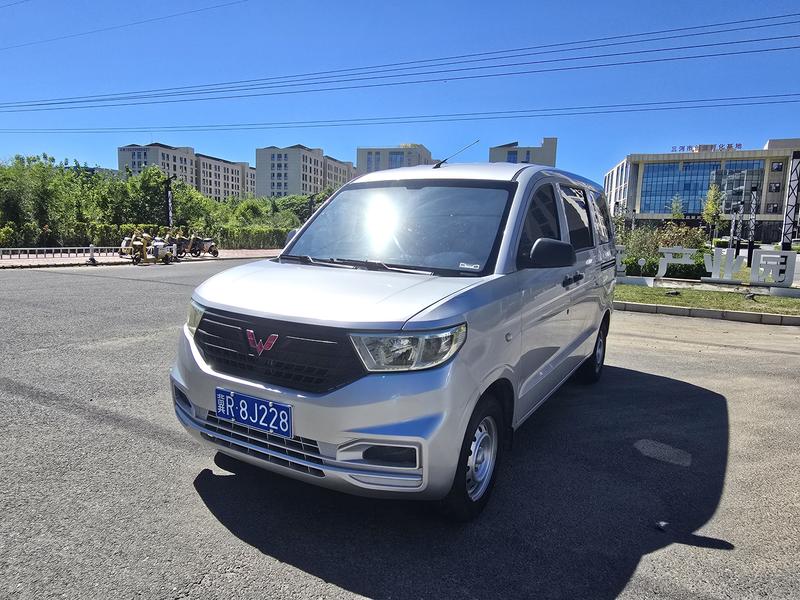 Wuling Hongguang V, 2024 — купить в Санкт-Петербурге под ключ
