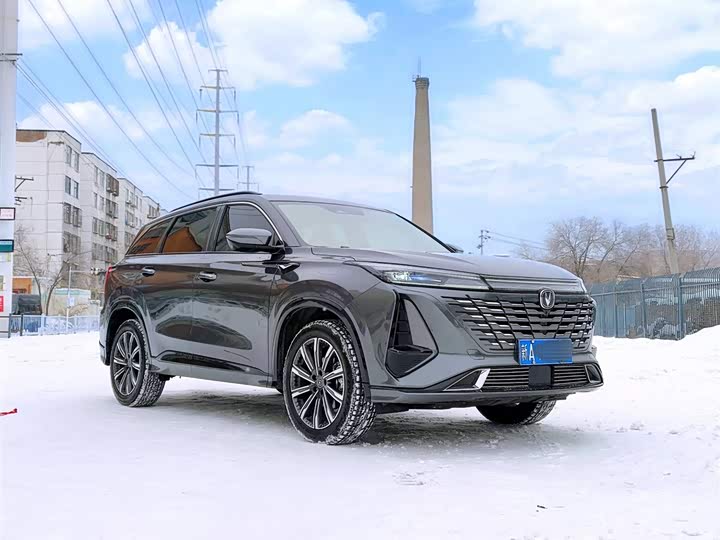 Changan CS75 Plus, 2023 — фото 3 из 9