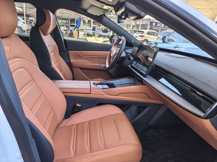 Dongfeng Yipai eπ 007, 2024 — фото 4 из 9