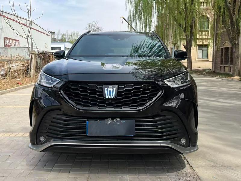 Toyota Crown Kluger, 2022 — фото 2 из 10