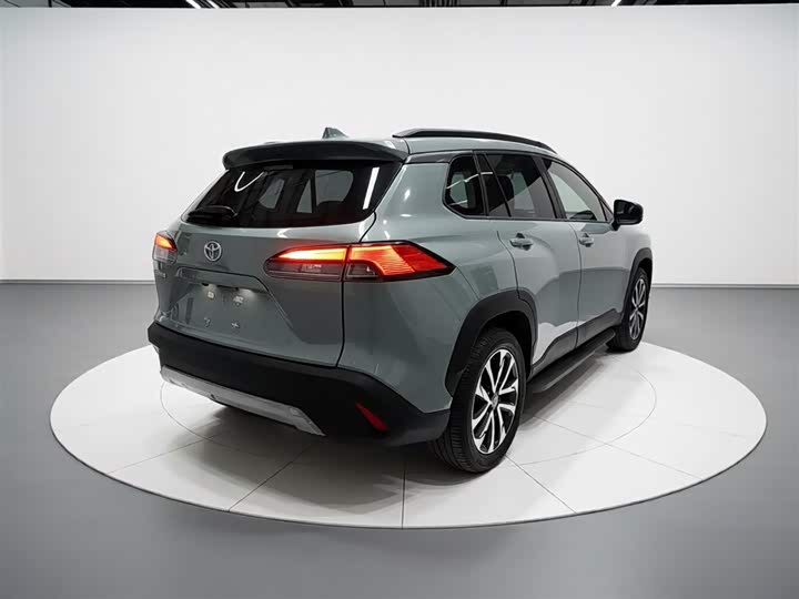 Toyota Corolla Cross, 2021 — фото 7 из 9