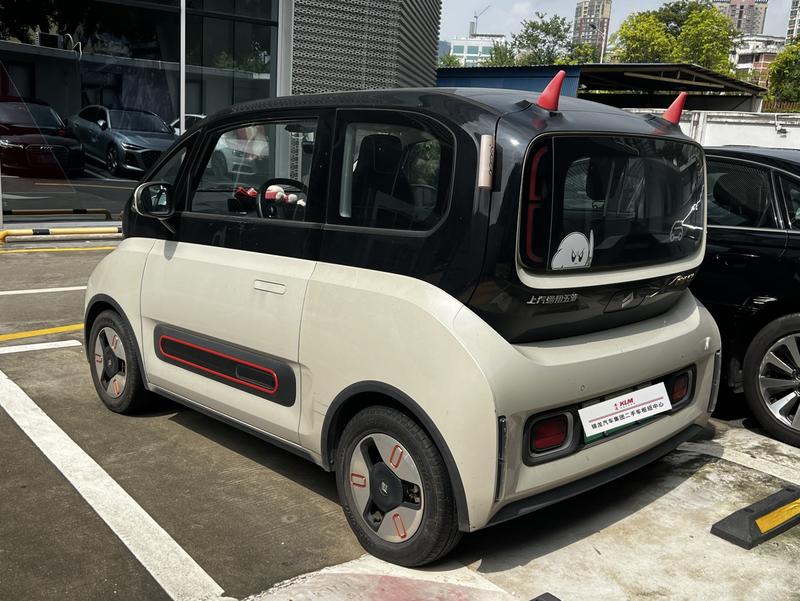Baojun KiWi EV, 2022 — фото 4 из 8