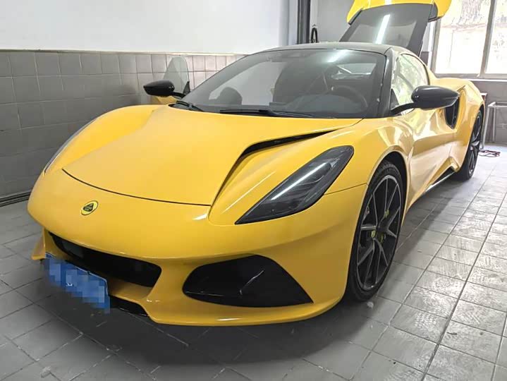 Lotus Emira, 2023 — купить в Туле под ключ