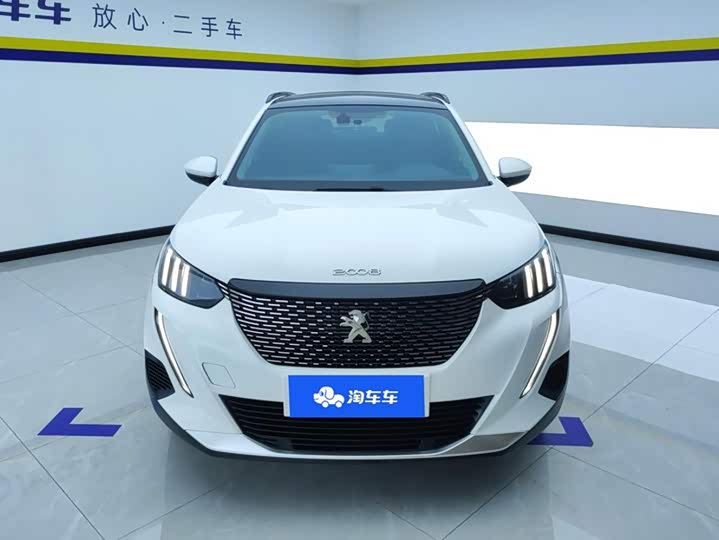 Peugeot 2008, 2022 — фото 2 из 9