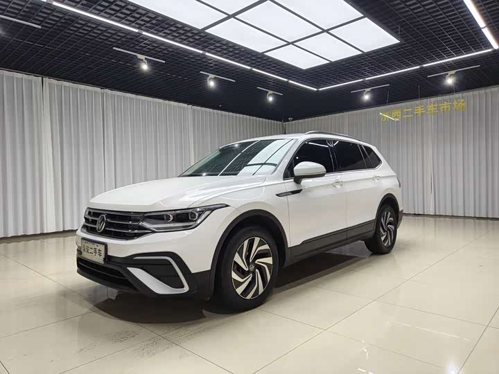 Volkswagen Tiguan L Pro, 2022 — купить в Орле под ключ