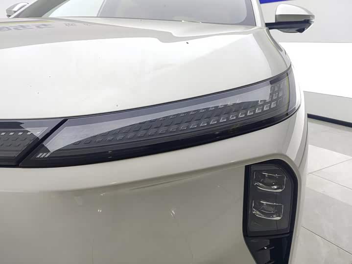 Dongfeng Aeolus L8, 2025 — фото 5 из 9