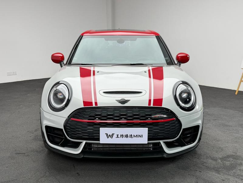 Mini Clubman JCW, 2022 — фото 2 из 11