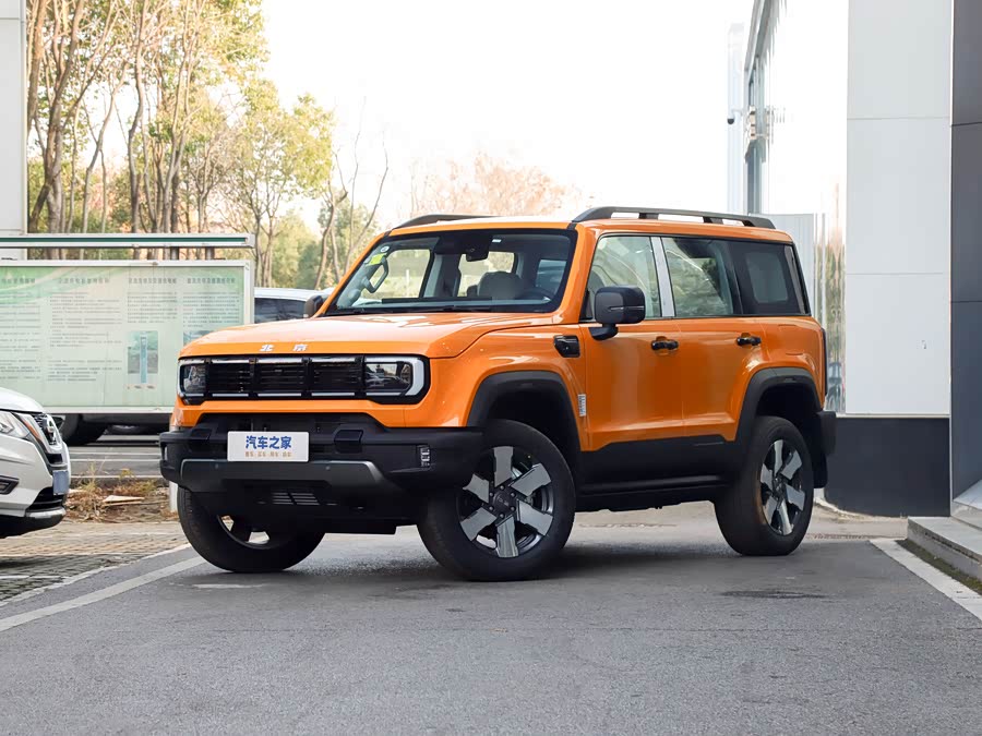 BAIC Beijing BJ40 Hybrid, 2026 — купить в Рязани под ключ
