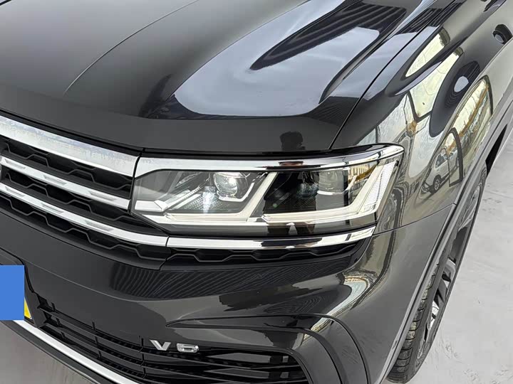 Volkswagen Teramont X, 2022 — фото 9 из 9