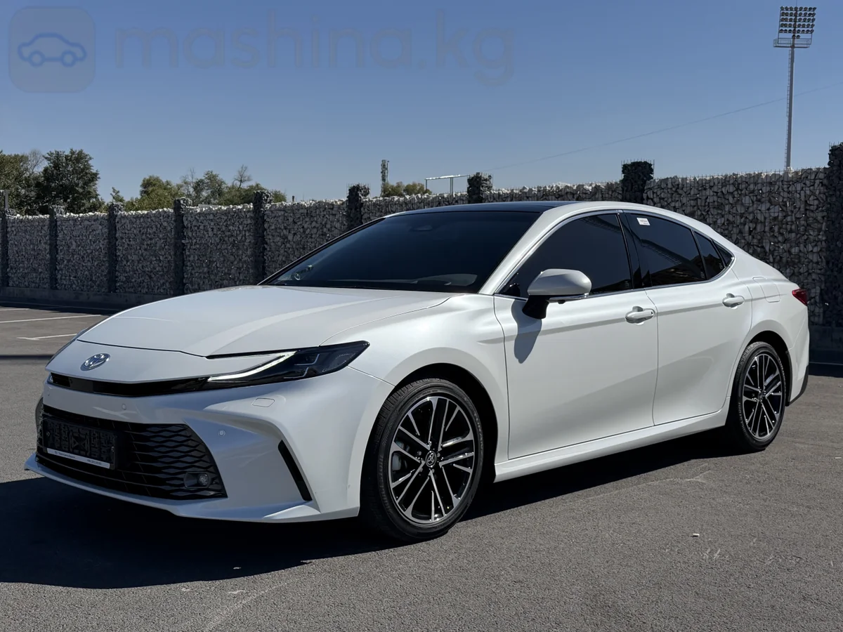 Toyota Camry, 2026