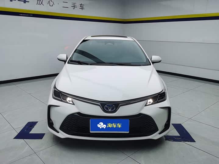 Toyota Corolla, 2023 — фото 2 из 9