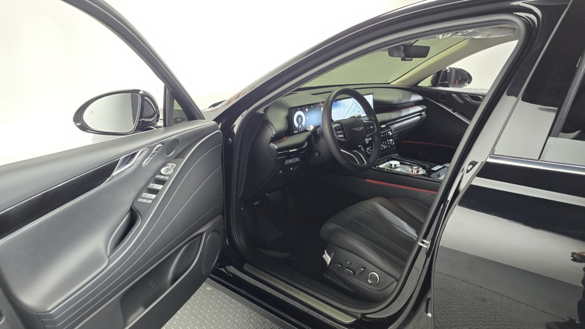 Genesis G80, 2026 — фото 9 из 12