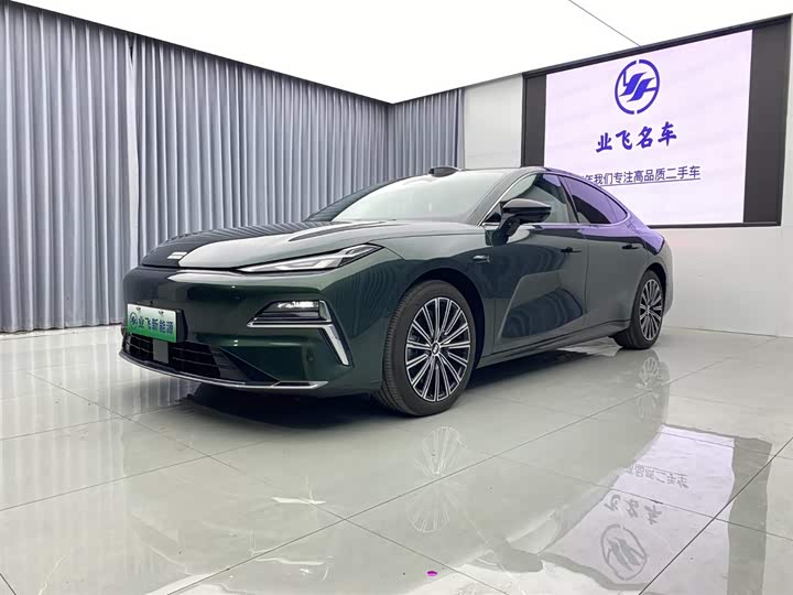 Geely Galaxy Starshine 8 EM-i, 2025 — купить в Саранске под ключ