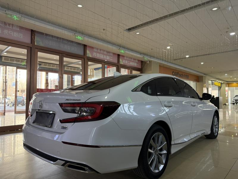 Honda Accord, 2022 — фото 6 из 10