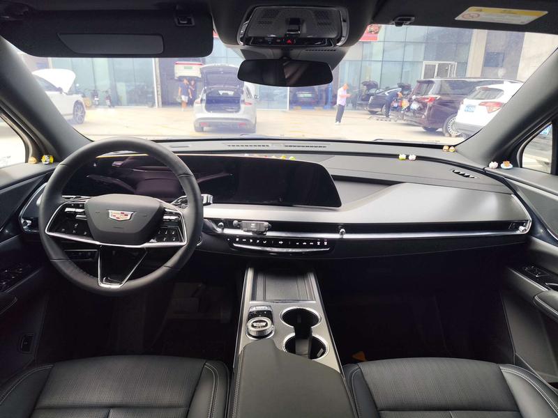 Cadillac XT5, 2025 — фото 6 из 10