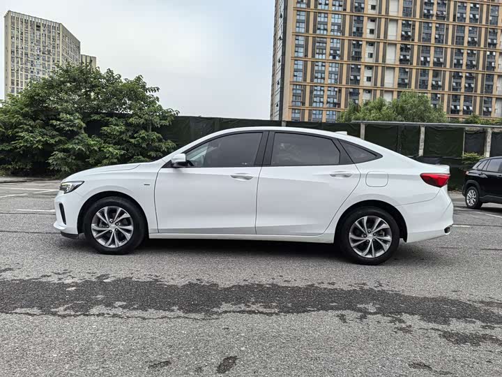 Buick Verano, 2023 — фото 3 из 9