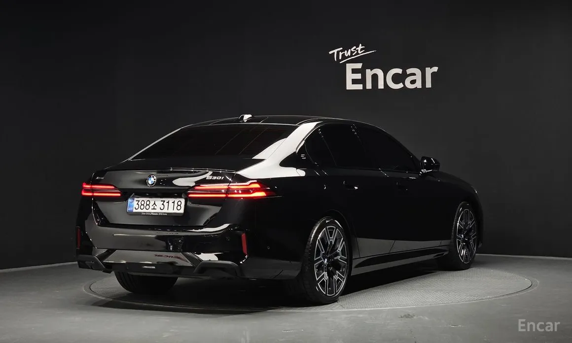 BMW 5 Series, 2025 — фото 2 из 12