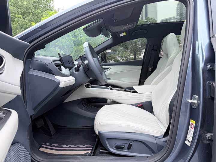 BYD Seal 06 GT, 2025 — фото 6 из 9