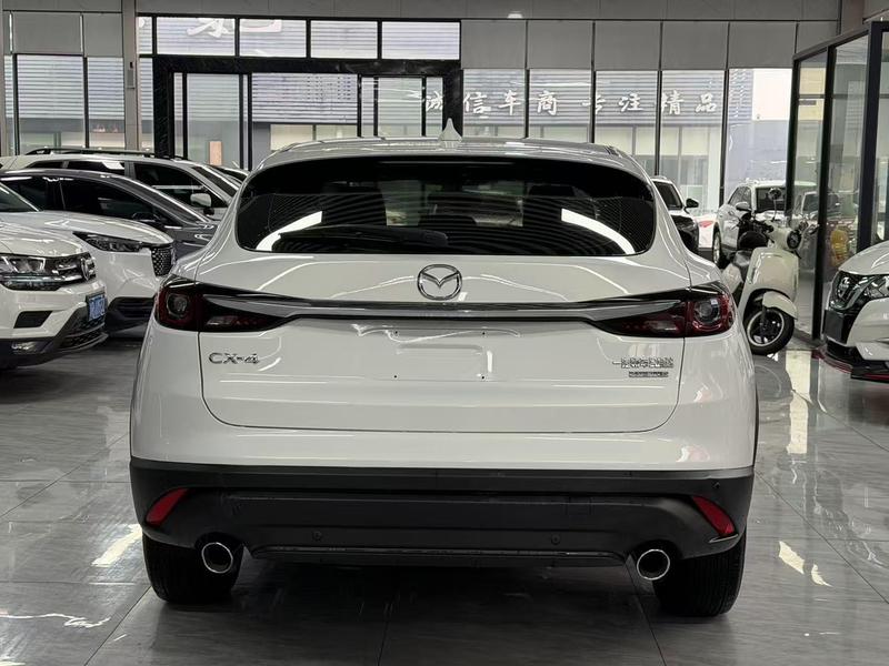 Mazda CX-4, 2022 — фото 5 из 10