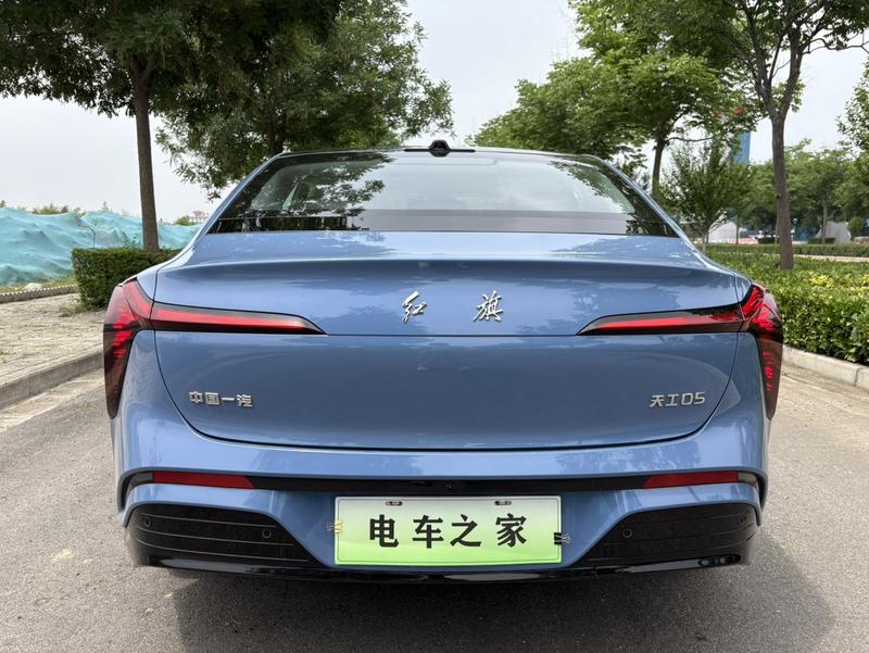 Hongqi EH5 (Tiangong 05), 2025 — фото 6 из 12