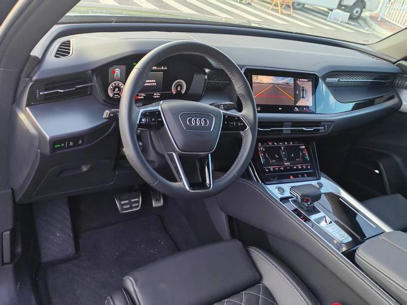 Audi Q6, 2025 — фото 6 из 11