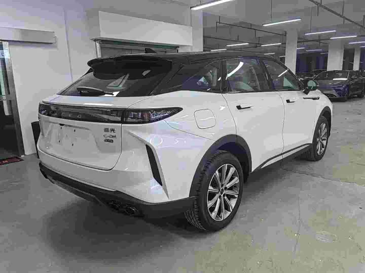 Exeed RX C-DM Hybrid, 2025 — фото 3 из 7
