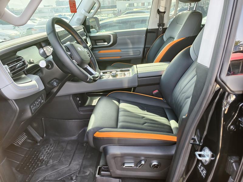 BAIC Beijing BJ40 Hybrid, 2025 — фото 10 из 12