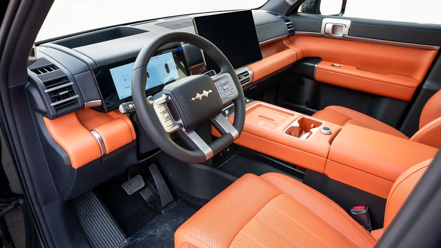 BYD Leopard Titanium 7, 2026 — фото 7 из 10