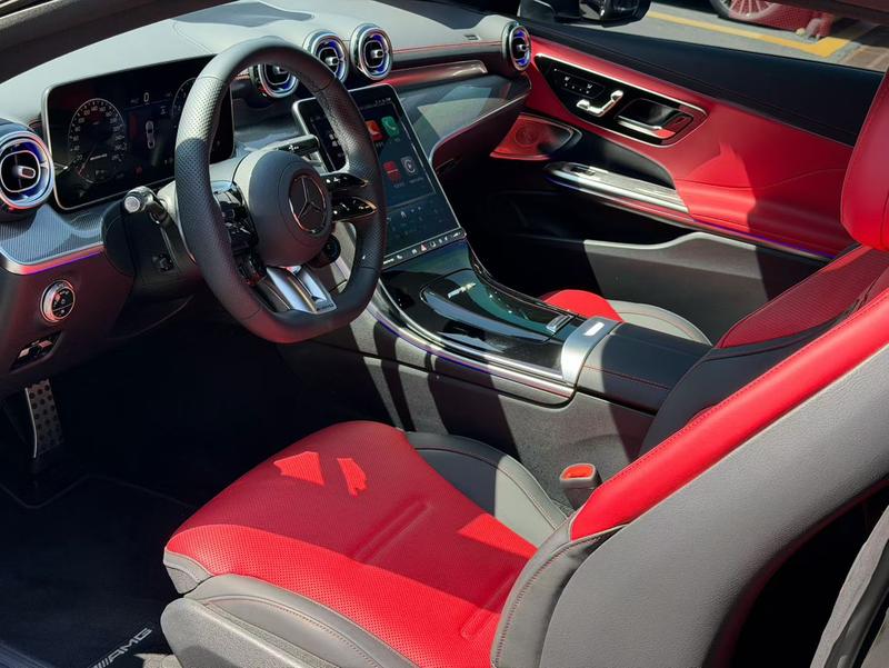 Mercedes-Benz E-Class, 2023 — фото 10 из 12