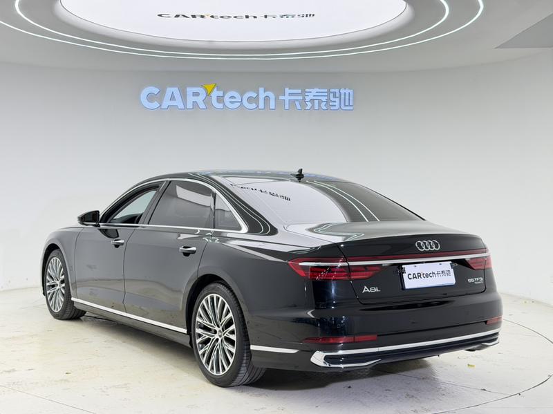 Audi A8, 2023 — фото 5 из 12