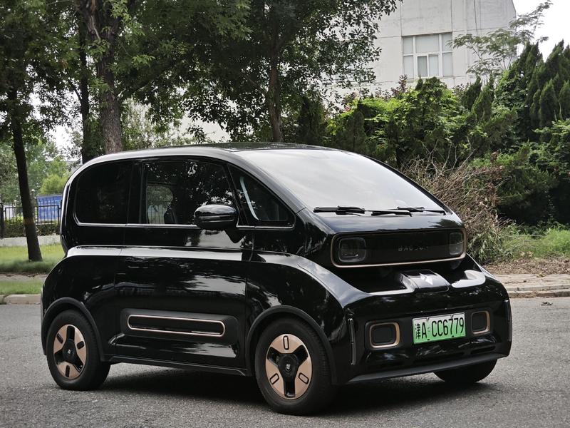 Baojun KiWi EV, 2022 — фото 2 из 7