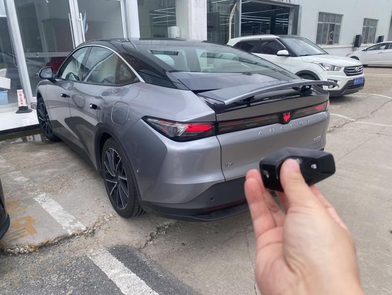 BAIC Arcfox Alpha S5, 2025 — фото 4 из 12